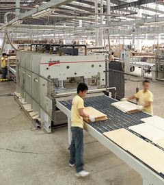 夢(mèng)達(dá)沙發(fā)生產(chǎn)車間圖片