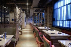 哪里有專業的定制火鍋桌廠家?