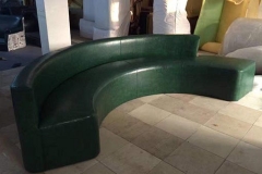 <b>半圓卡座沙發有什么特點?常規尺寸多少?</b>