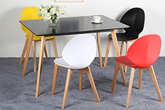 快餐廳桌子尺寸是多少?